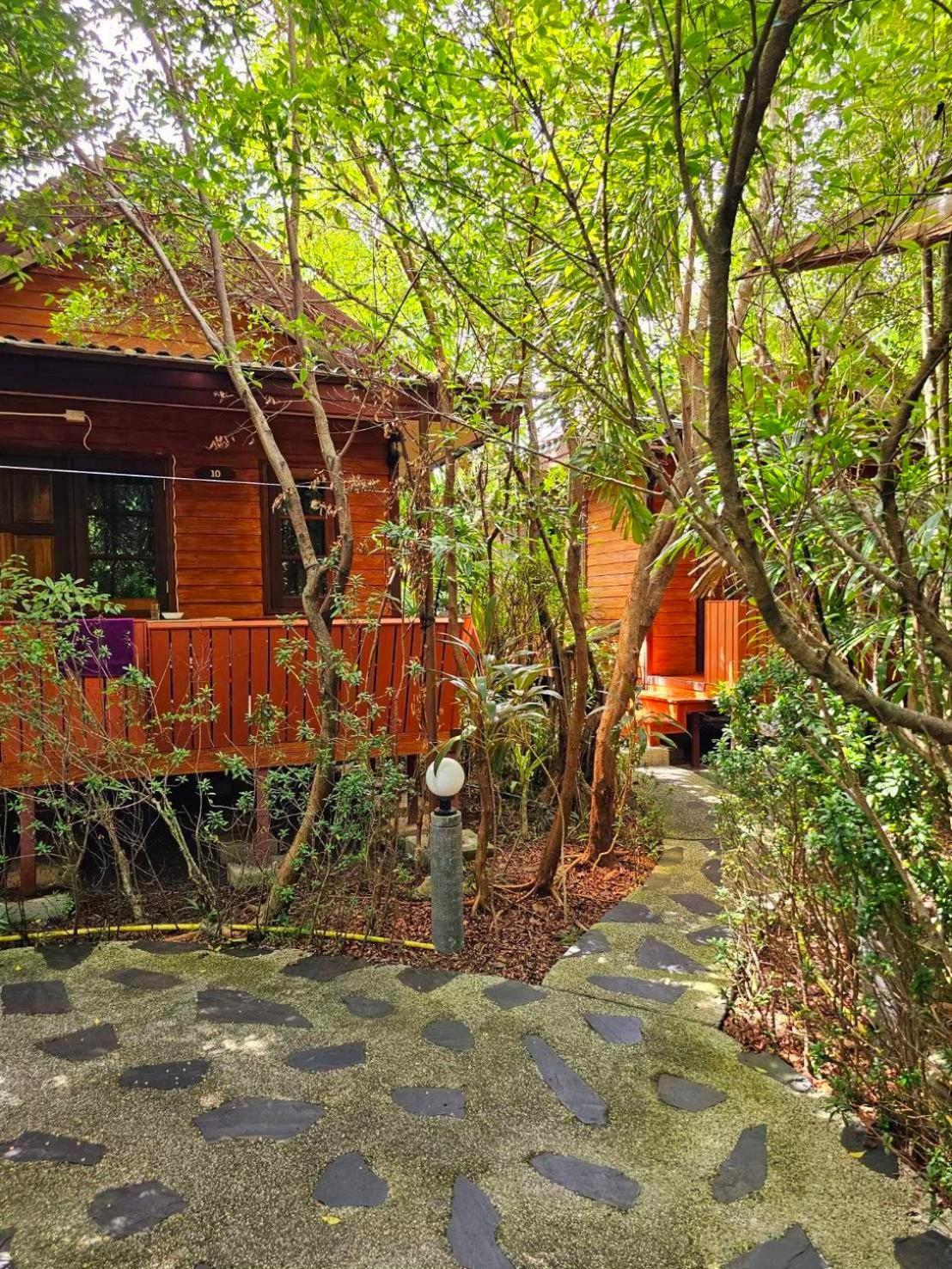 Samran Resort Chalong Exterior photo